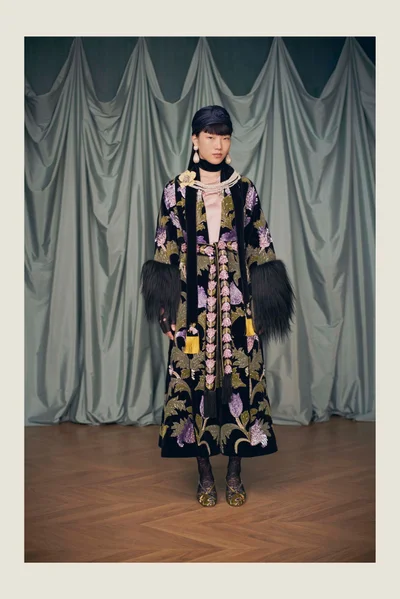 Look 84